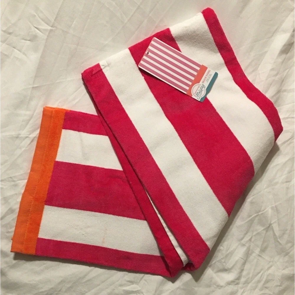 Beach‎ Towel Destination Holiday 'Hot Pink and White Stripe' 32